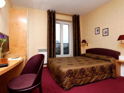La Comtesse 4* Parijs