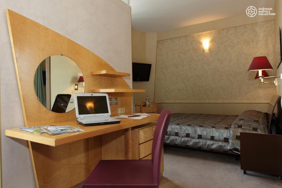La Comtesse 4* Parijs